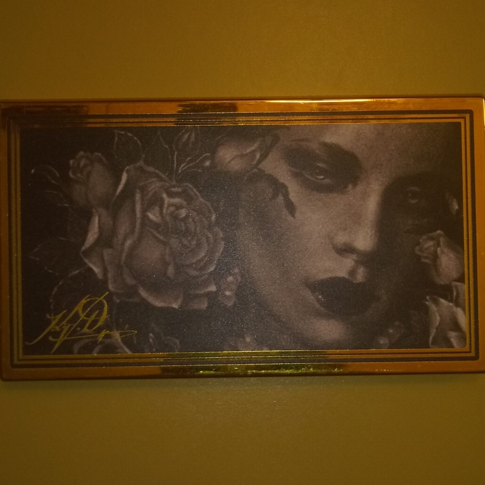 Kat Von D 10yr Anniversary Palette